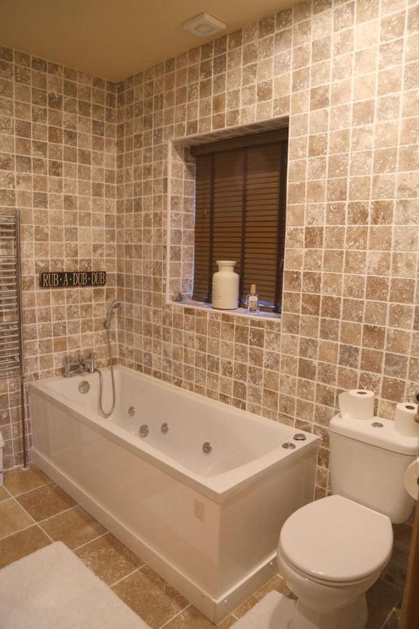Bumbleberry Cottage Gresford Exterior foto
